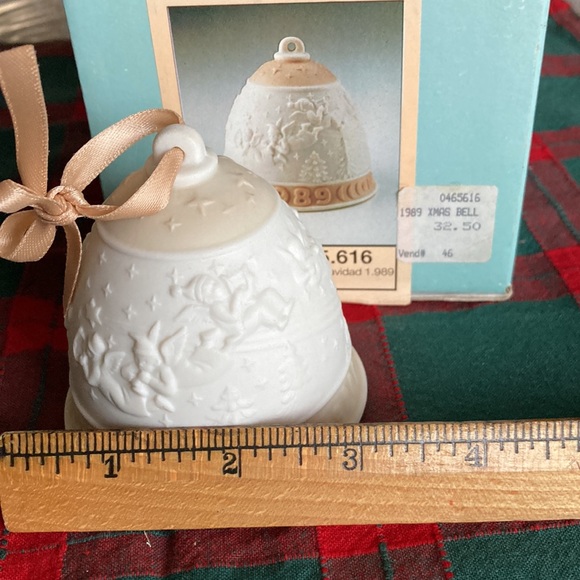 LLADRO CHRISTMAS BELLS ORNAMENTS ‘88 & ‘89 lot of 2 $35 - Picture 8 of 11